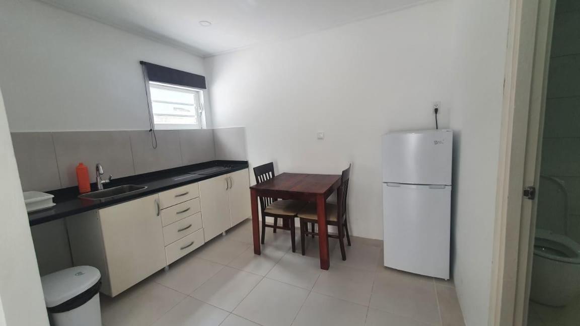 Maya Apartments Παραμαρίμπο Εξωτερικό φωτογραφία