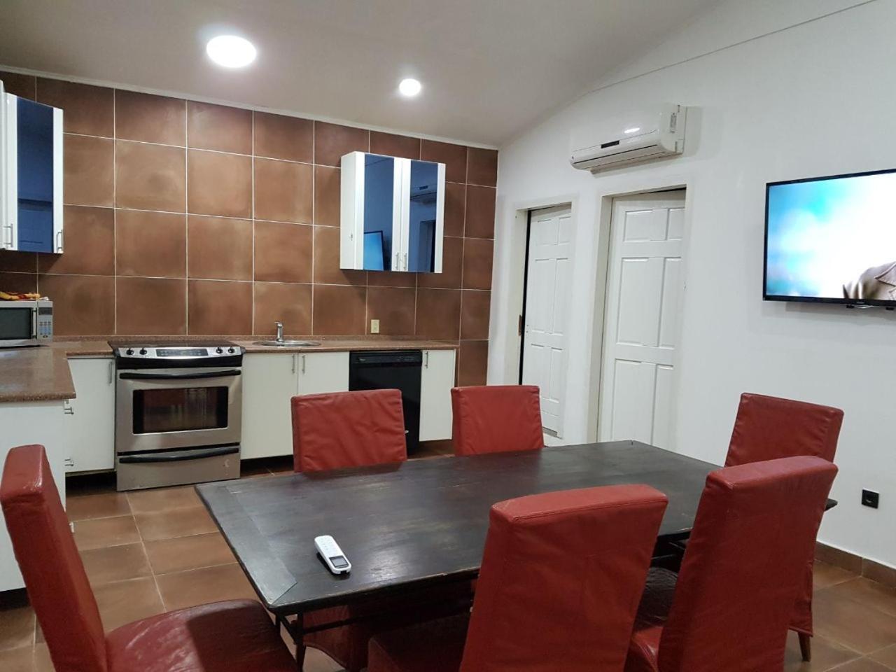 Maya Apartments Παραμαρίμπο Εξωτερικό φωτογραφία